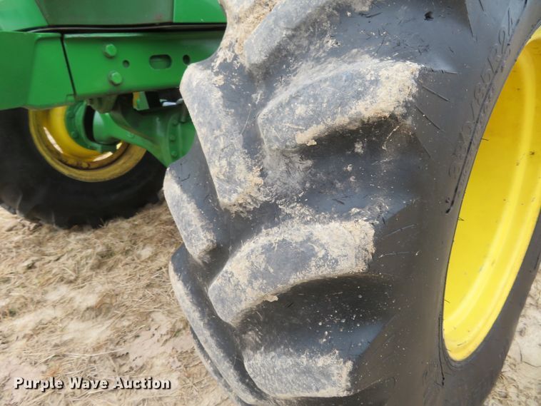 image for item FP9277 2014 John Deere 6125M  MFWD tractor