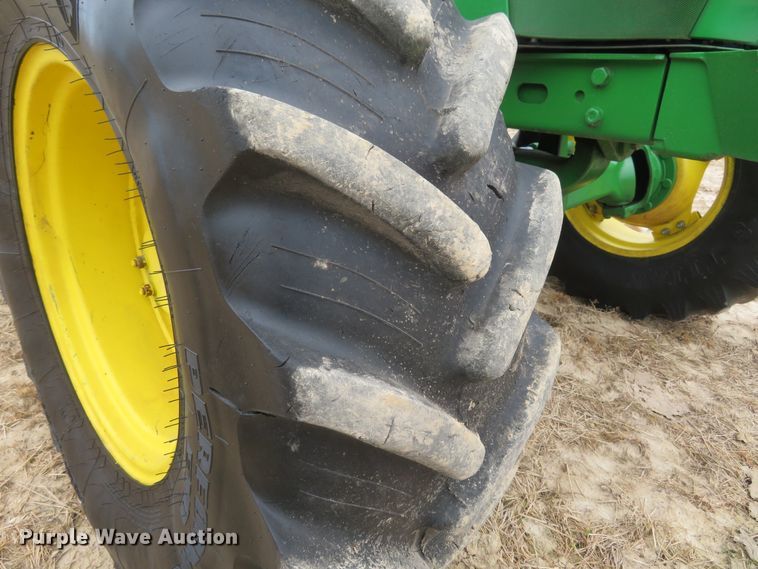 image for item FP9277 2014 John Deere 6125M  MFWD tractor