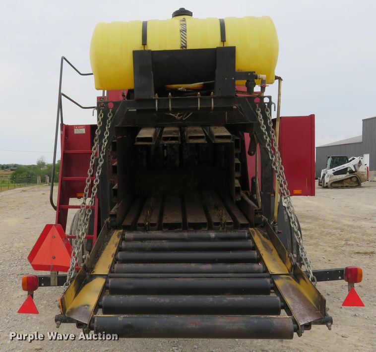 image for item FP9278 1999 New Holland 595  large square baler