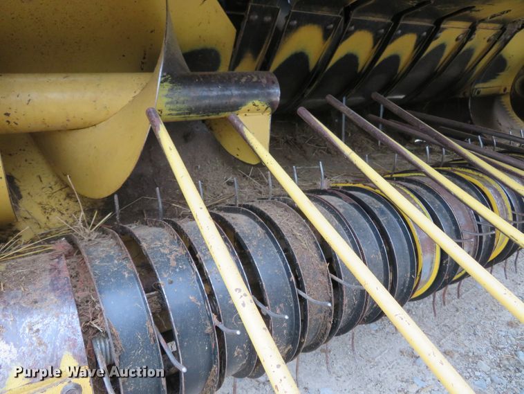 image for item FP9278 1999 New Holland 595  large square baler