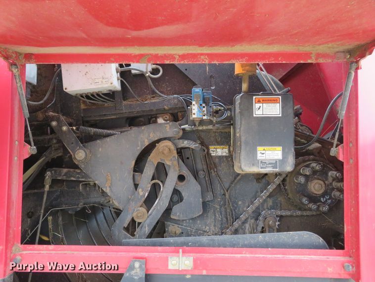 image for item FP9278 1999 New Holland 595  large square baler