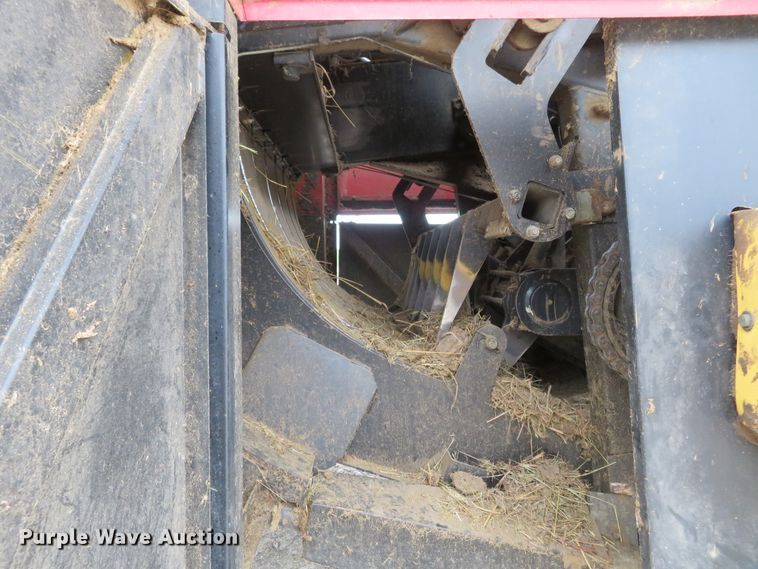 image for item FP9278 1999 New Holland 595  large square baler