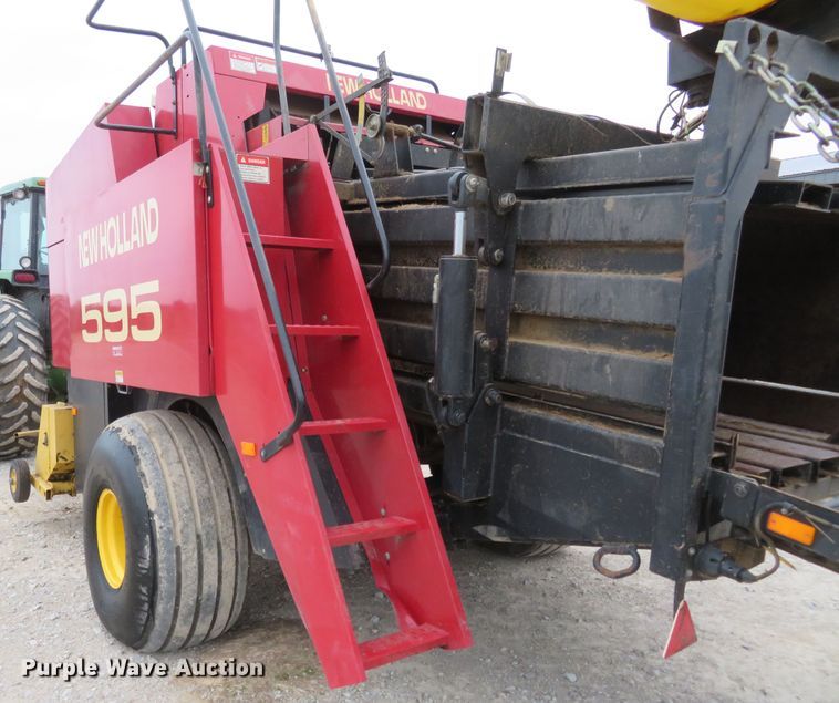 image for item FP9278 1999 New Holland 595  large square baler