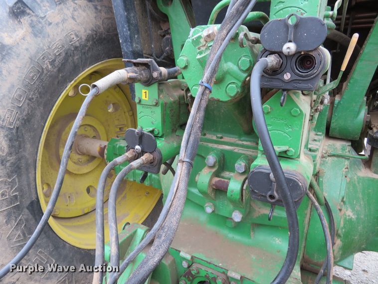 image for item FP9278 1999 New Holland 595  large square baler