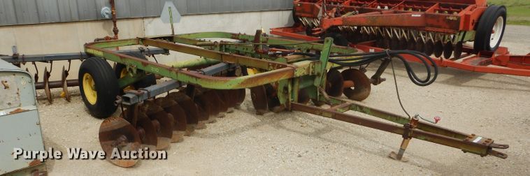 image for item HF9210 John Deere 210  off-set disk