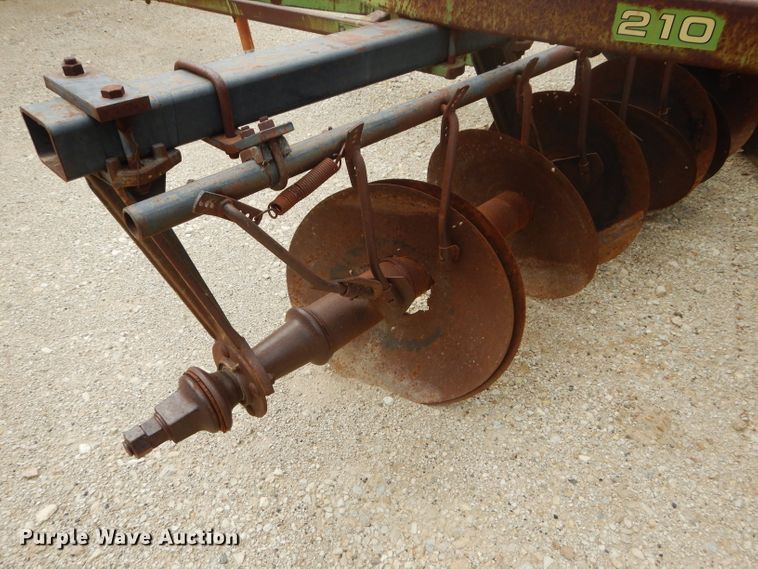 image for item HF9210 John Deere 210  off-set disk