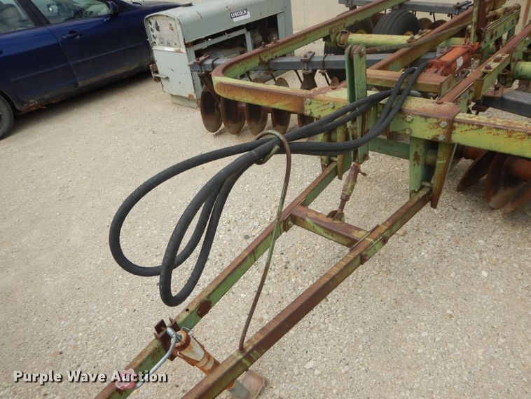 image for item HF9210 John Deere 210  off-set disk