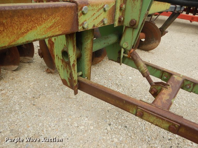 image for item HF9210 John Deere 210  off-set disk