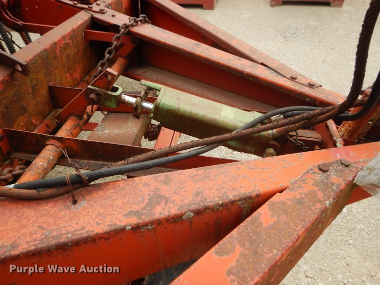 image for item HF9211 International 510  grain drill