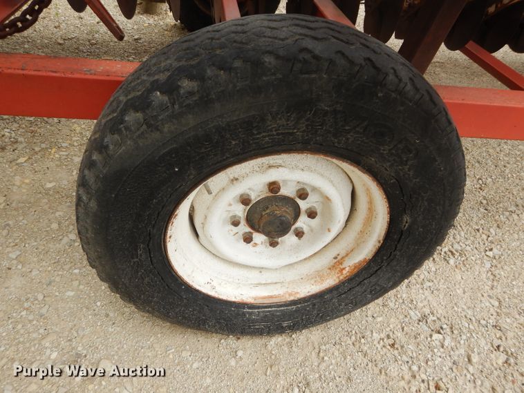 image for item HF9211 International 510  grain drill