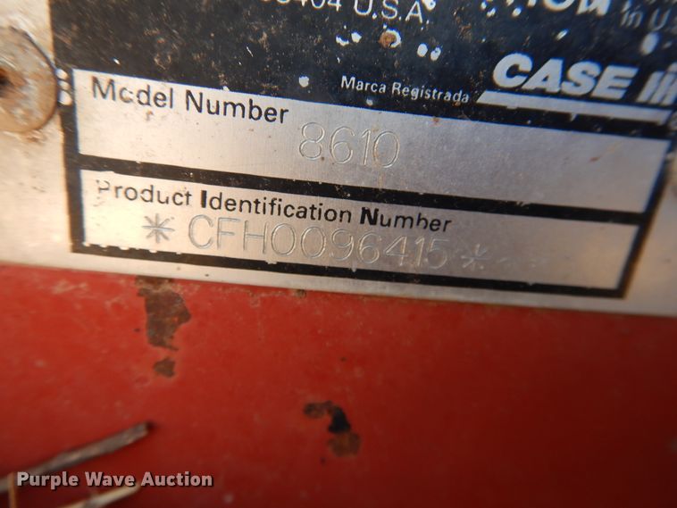 image for item HI9073 Case IH 8610  bale processor