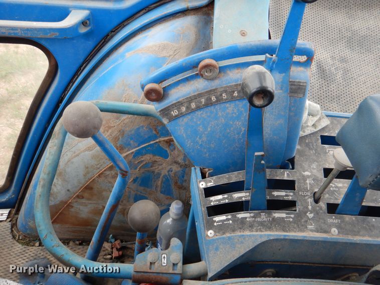 image for item HL9412 Ford TW30  tractor