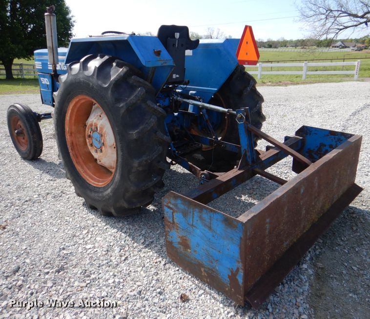 image for item HL9451 Long 510  tractor