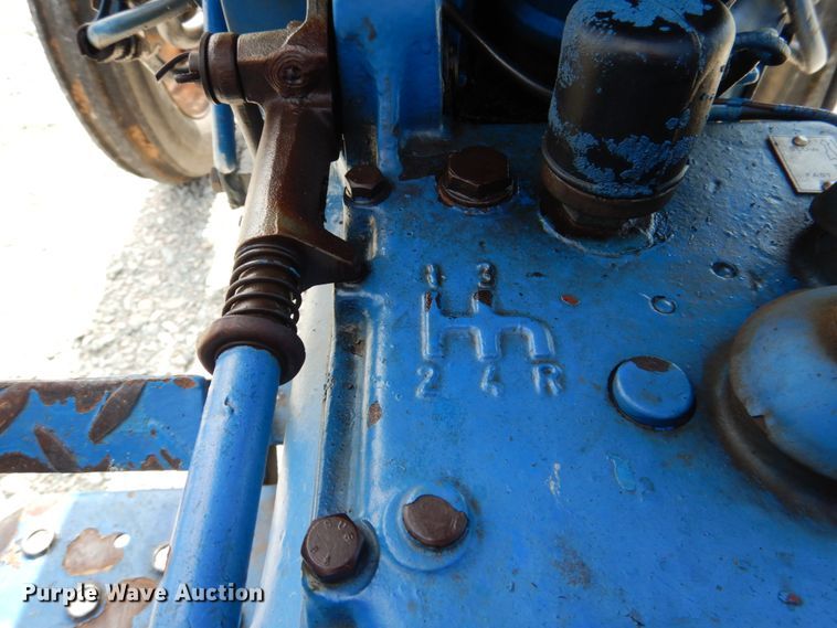 image for item HL9451 Long 510  tractor