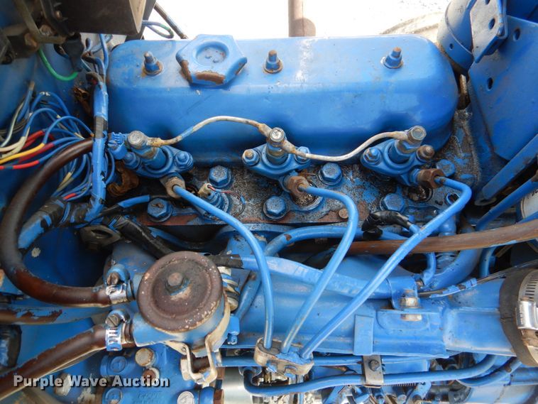 image for item HL9451 Long 510  tractor