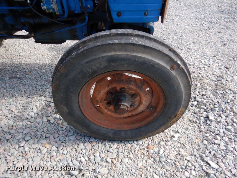 image for item HL9451 Long 510  tractor