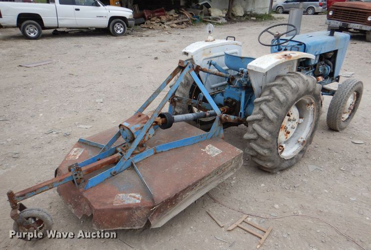 image for item HL9457 Ford A1012T  tractor