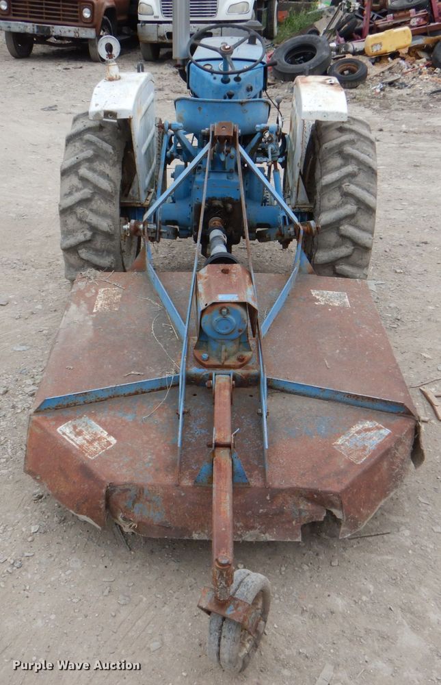 image for item HL9457 Ford A1012T  tractor