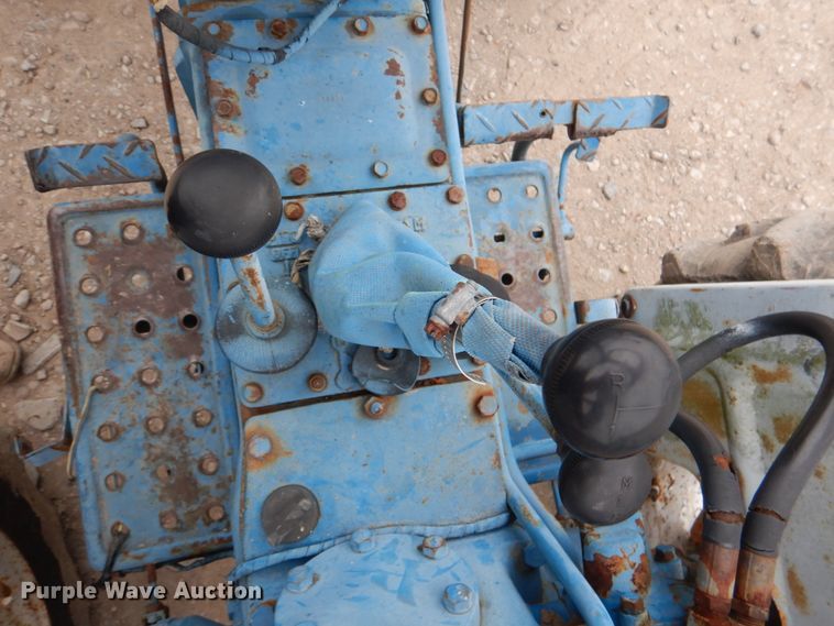 image for item HL9457 Ford A1012T  tractor