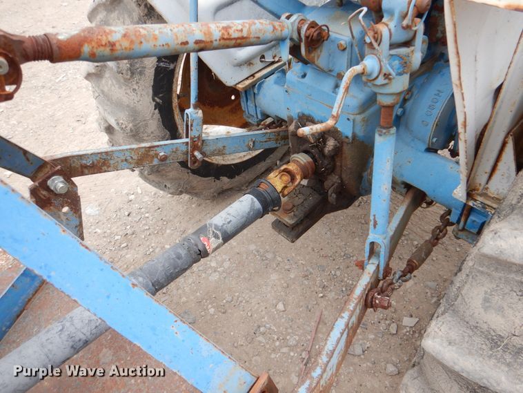 image for item HL9457 Ford A1012T  tractor