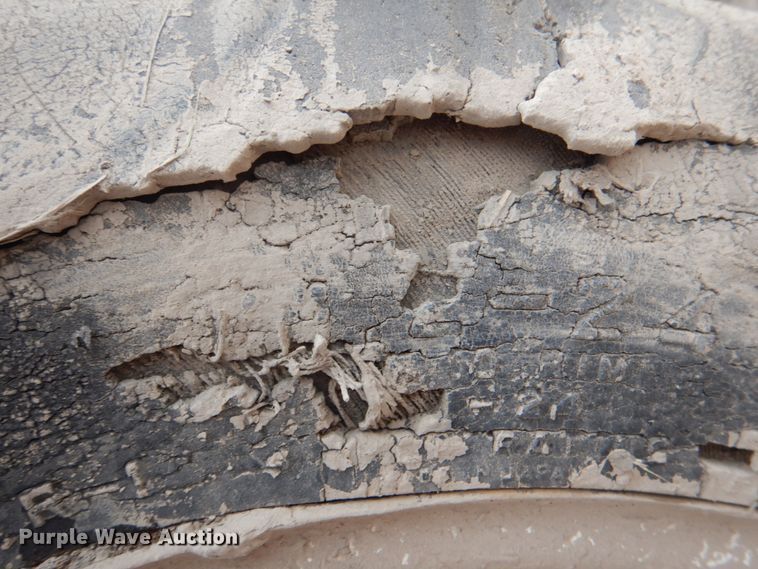 image for item HL9457 Ford A1012T  tractor