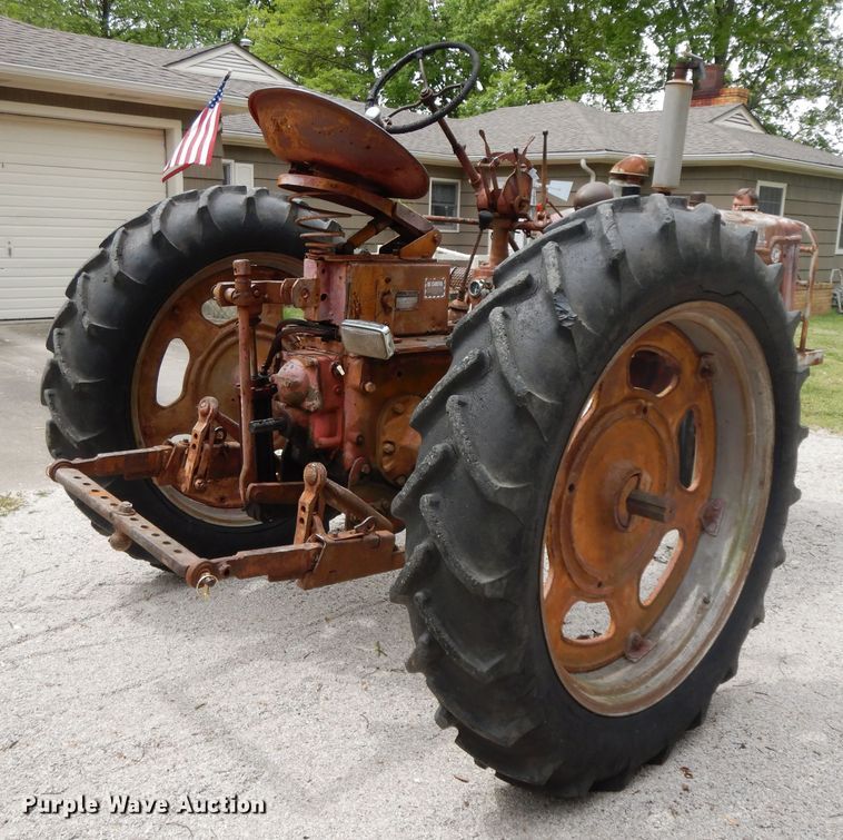 image for item HO9417 1953 Farmall Super C  tractor