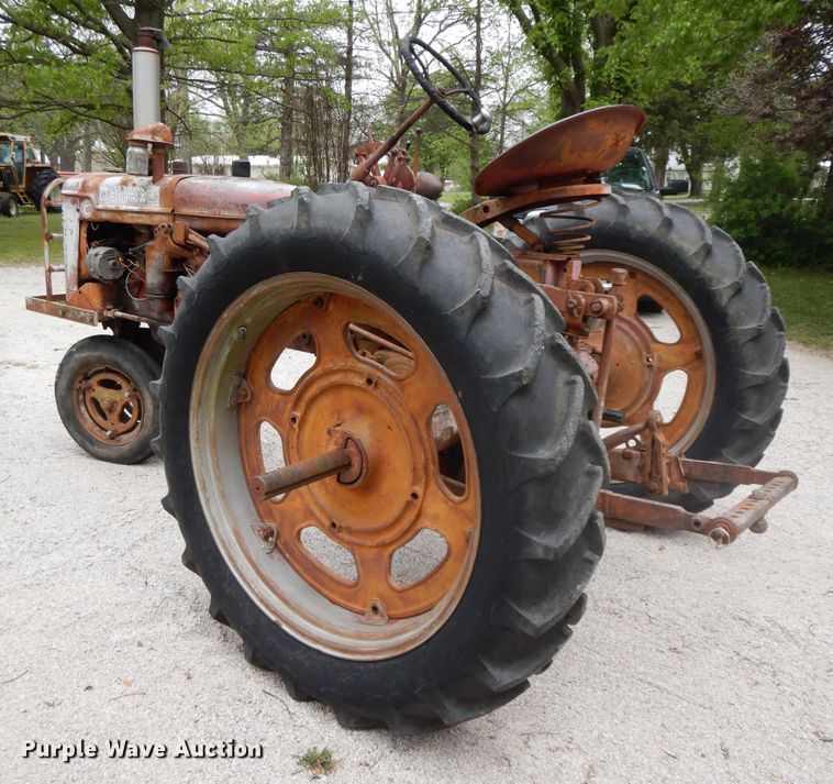 image for item HO9417 1953 Farmall Super C  tractor