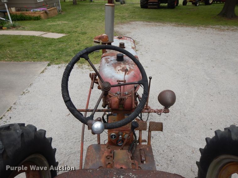 image for item HO9417 1953 Farmall Super C  tractor