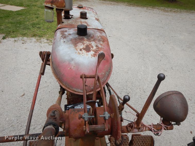 image for item HO9417 1953 Farmall Super C  tractor