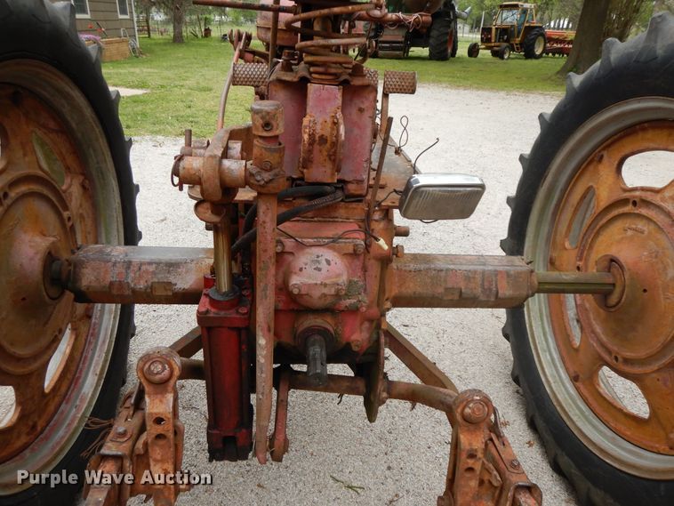 image for item HO9417 1953 Farmall Super C  tractor