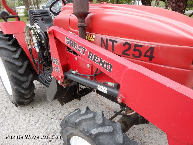 image for item HO9418 Nortrac NT254  MFWD tractor