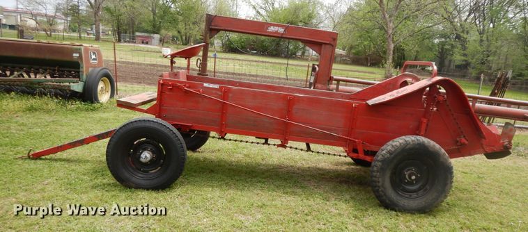 image for item HO9419 McCormick  manure spreader