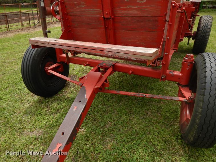 image for item HO9419 McCormick  manure spreader