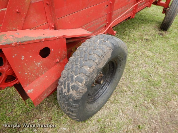 image for item HO9419 McCormick  manure spreader