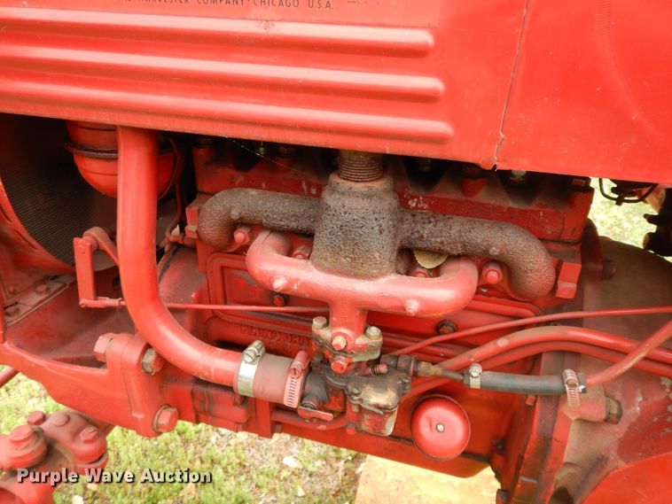 image for item HO9421 1950 Farmall Cub  tractor
