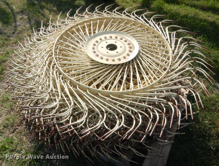 image for item IP9747 H&S BF16 hay rake parts