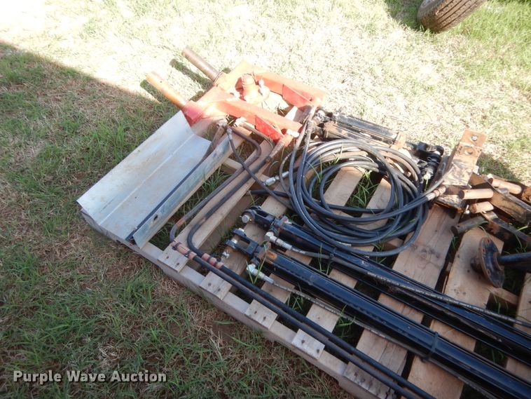 image for item IP9747 H&S BF16 hay rake parts