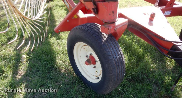 image for item IP9748 H&S BF16  hay rake