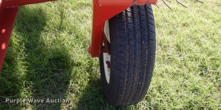 image for item IP9748 H&S BF16  hay rake