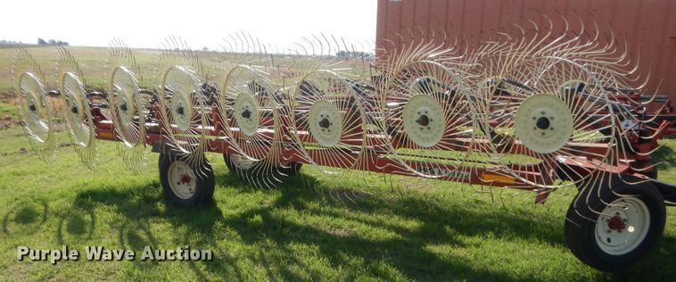 image for item IP9749 H&S BF16  hay rake