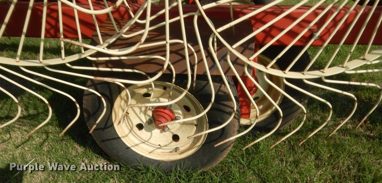 image for item IP9749 H&S BF16  hay rake