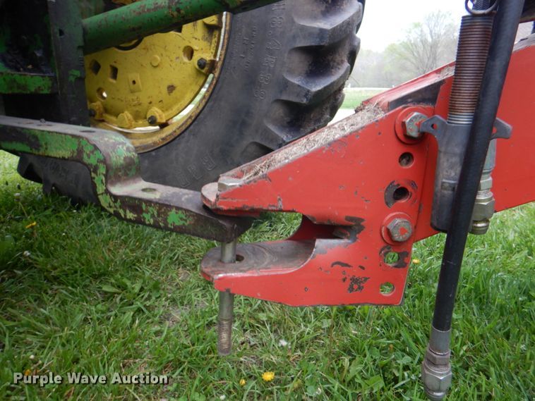 image for item IQ9289 1992 New Holland 660  Fastnet round baler