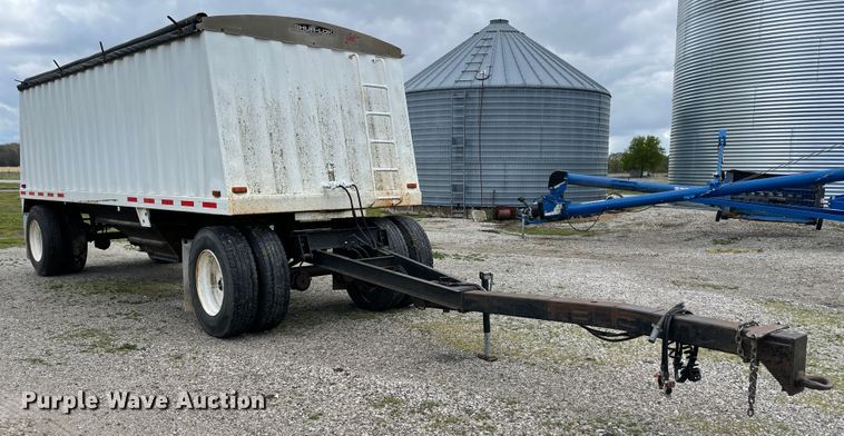 image for item IR9867 1999 Jet  grain trailer