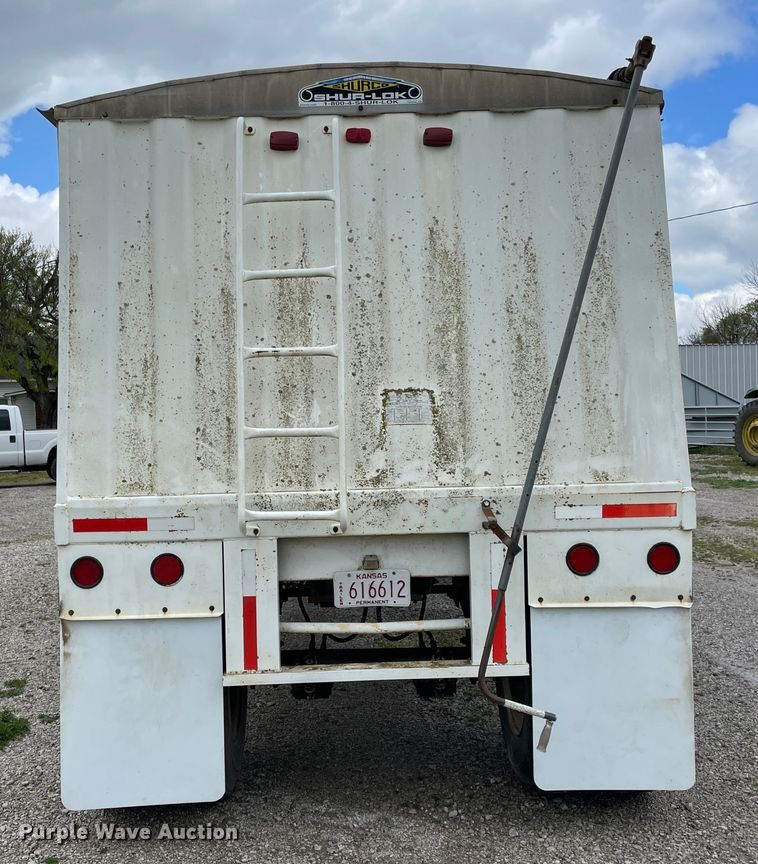 image for item IR9867 1999 Jet  grain trailer