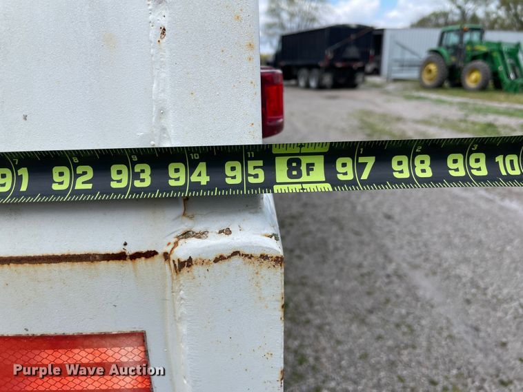 image for item IR9867 1999 Jet  grain trailer