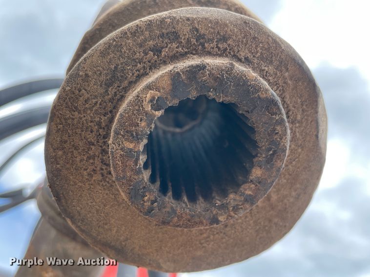 image for item IR9892 Kuhn FC4000RG  windrower