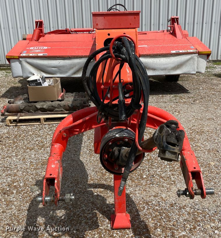 image for item IR9893 Kuhn FC4000RG  windrower