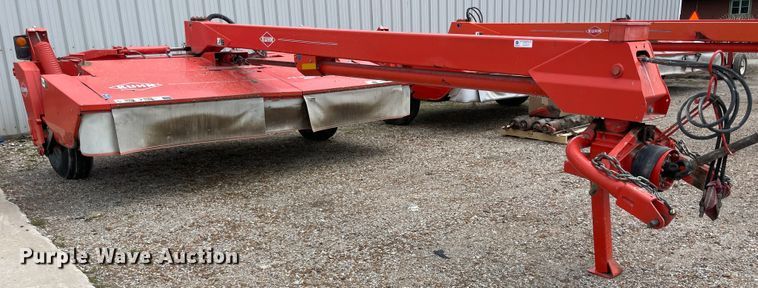 image for item IR9894 Kuhn FC4000RG  windrower