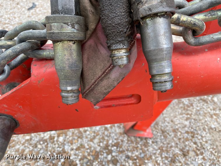 image for item IR9894 Kuhn FC4000RG  windrower