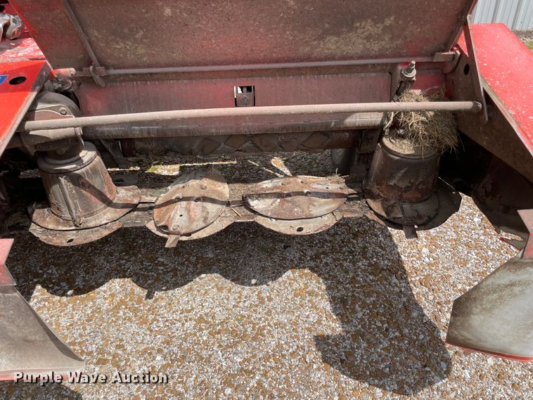 image for item IR9894 Kuhn FC4000RG  windrower